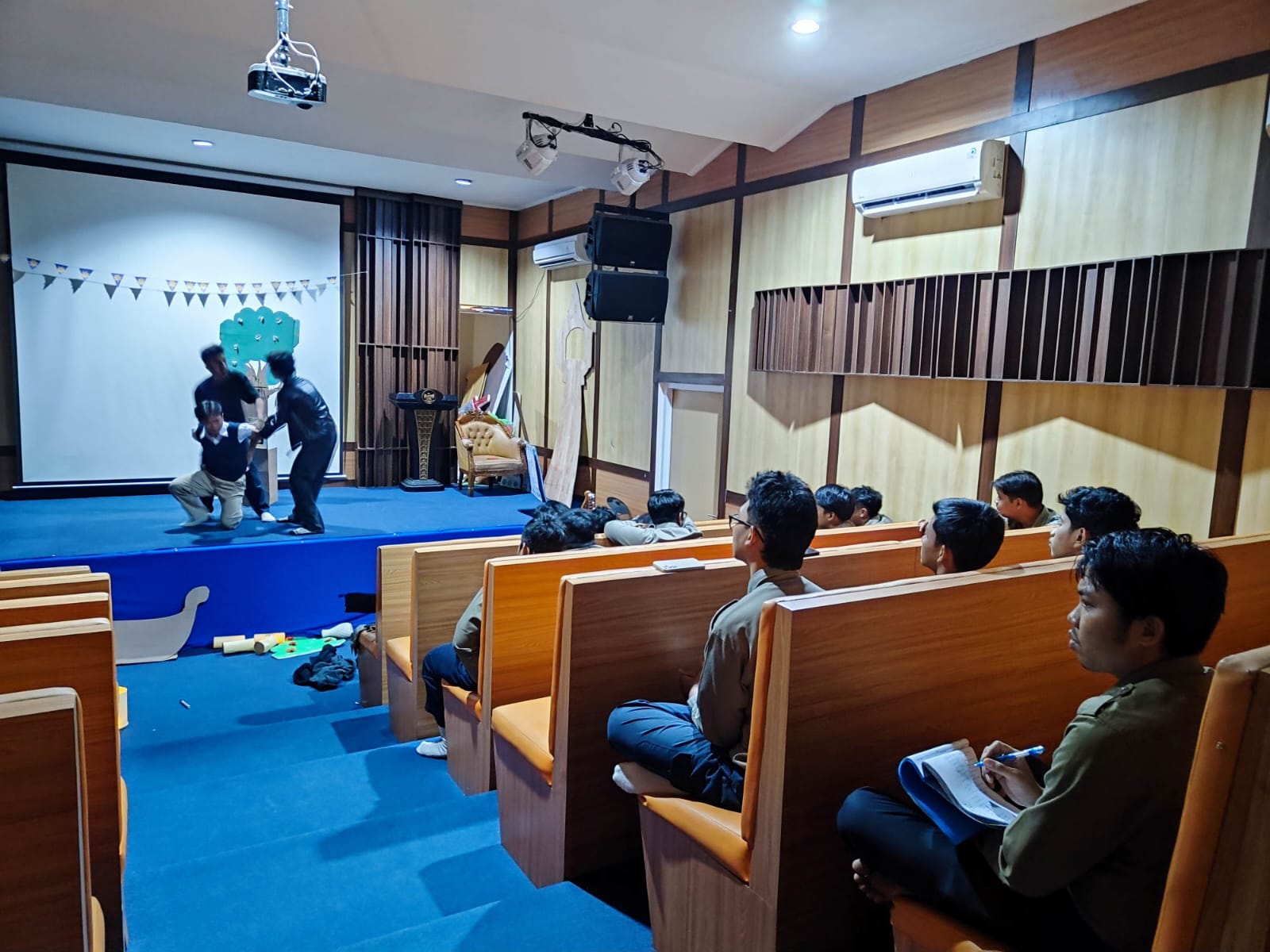 Laboratorium Seni dan Budaya